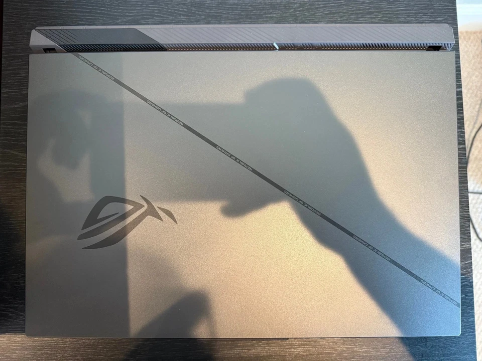 Asus ROG Strix G18 G814 QHD+ 2.2 GHz i9-14900HX 32GB 2TB SSD NVIDIA RTX 4080 - Image 3 of 4