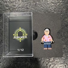Alien Brick Custom Grandpa Max Pink Variant