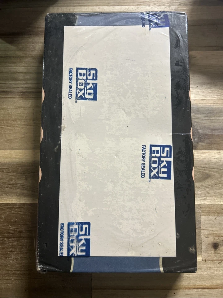 1994 Vintage Dc Comics Skybox Master Series, Premier Series Full Box 36 Packs  - Image 2 of 2