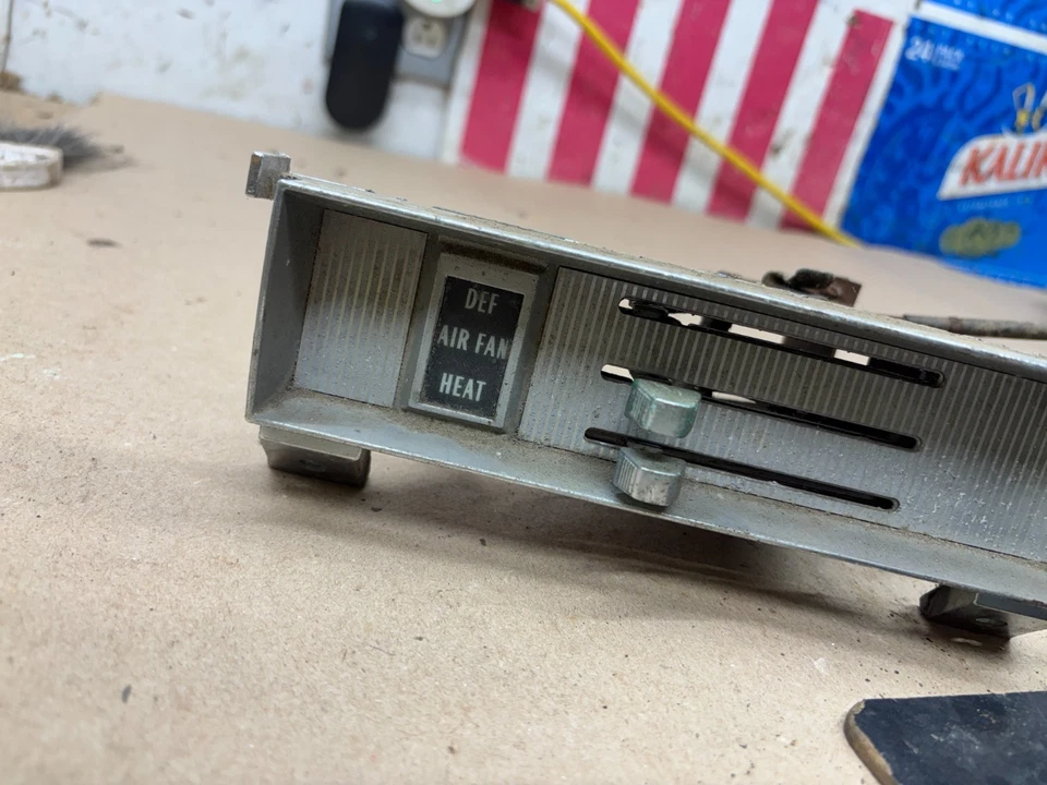 Camión Chevrolet GMC 1967 1972 1971 C10 C20 1969 calefacción controles de calor *roto* OEM Foto 2 de 4