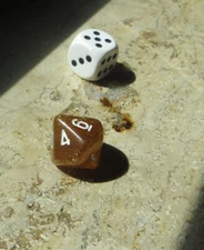 Koplow - d10 - glitter gold - collectible RPG dice