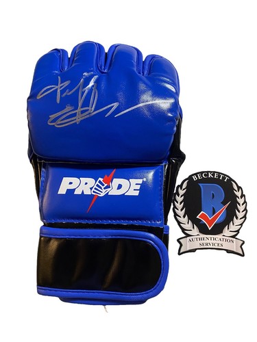 ROYCE GRACIE SIGNED PRIDE FC MMA GLOVE BECKETT BAS WITNESS COA