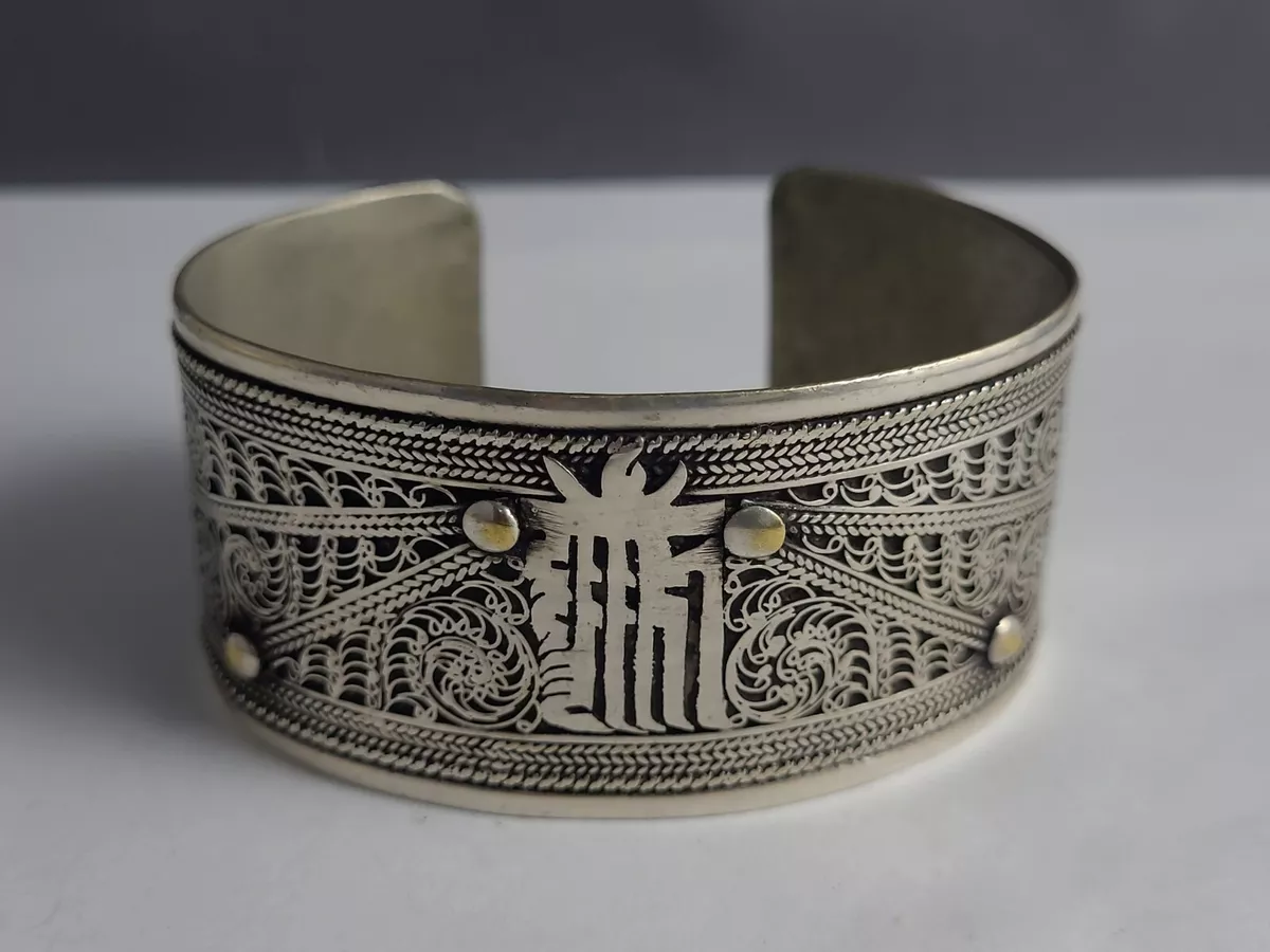 A Sleek and Simple Vintage Sterling Silver Modernist Cuff Bracelet,  Unsigned, Circa 1960's – Welcome to Tinacity AD