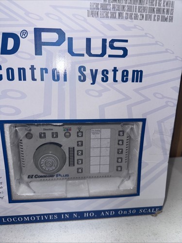 BACHMANN E-Z COMMAND PLUS DIGITAL COMMAND CONTROL SYSTEM N HO SCALE (FOR PARTS!) - Picture 2 of 11