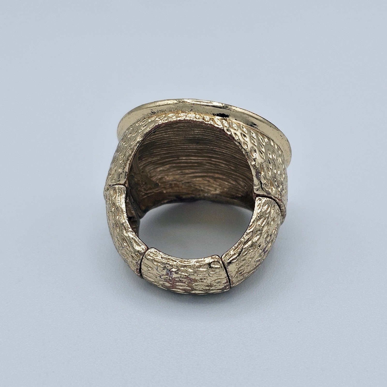 Circle Ring Vintage Stretch Textured Goldtone Fla… - image 6