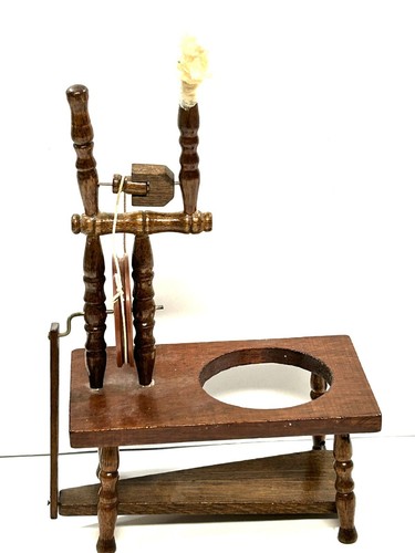 DE COLECCIÓN MINIATURA MADERA LANA RUEDA GIRATORIA PLANTA SOPORTE MUEBLES 9 PULGADAS - Imagen 2 de 6