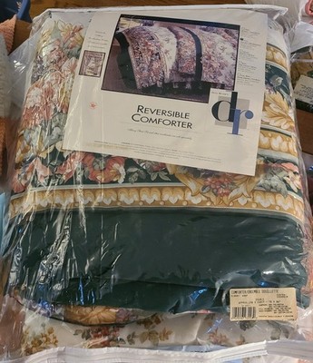 DAN RIVER 76 X 86 FULL Complete Comforter Reversible NEW Open Floral Green
