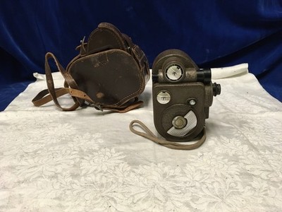 Antique Revere Eight Movie Camera With Case - Untested - 1940's