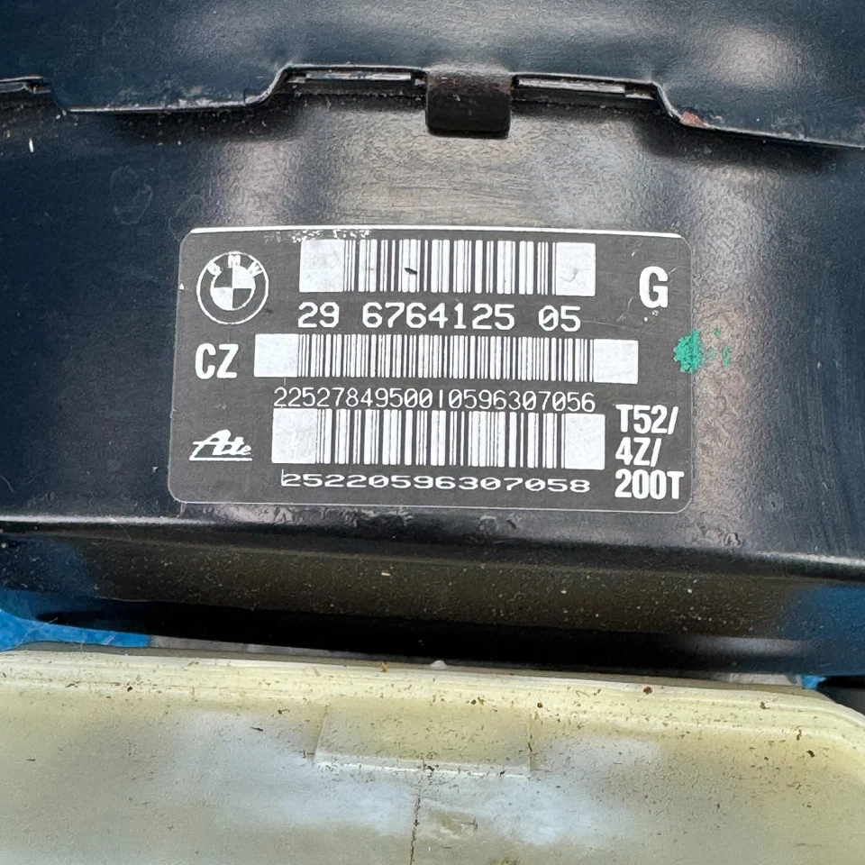 BMW 325i 2006-2011 refuerzo de freno con cilindro maestro OEM 6764125 Foto 2 de 4