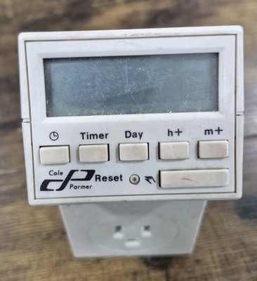 Cole-Parmer  08645-00 Legacy Traceable Digital Programmable Plug In Controller 