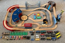 Toys R Us Imaginarium 100+ pc. Wooden Train Set, Roundhouse, Bridges, extras LOT