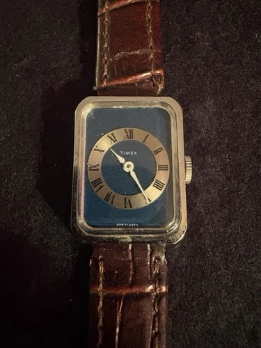 Vintage Timex Chrome Plated Ladies Wind Watch 500712373 Running!