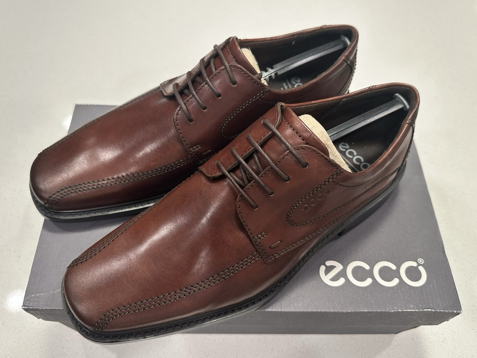 SAOLA Scarpe ECCO HELSINKI in pelle marrone con lacci US 10 10 5 EU 44 NUOVE CON SCATOLA