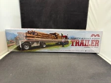 Moebius Models 48' Trailer with Cambered Deck 1:25 Scale Plastic Model Kit 1304