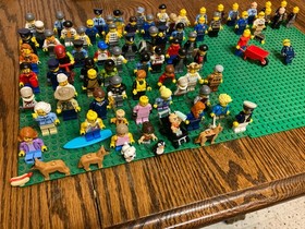 60047 Lego City Police Set +11 more sets+  80  Mini-Figures &  Instructions