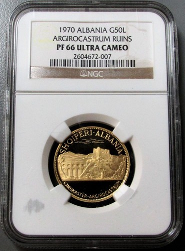1970 ORO ALBANIA (100 CONIATO) 50 LEKE ARROCASTRUM ROVINE NGC PF 66 ULTRA CAMEO - Foto 1 di 3