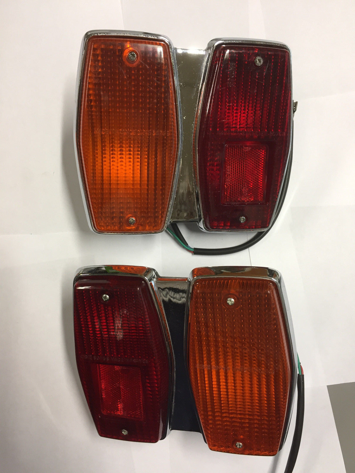 Optique arrière Peugeot 304 feux gauche droit Cibie neufs pour carrosserie avant 1973