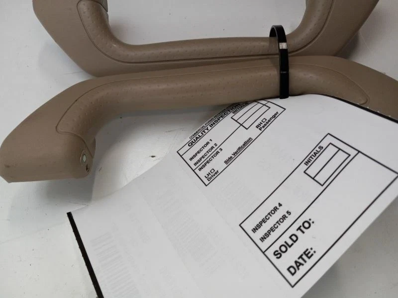 2006 年 HONDA ACCORD 前对车厢抓手套装 — 第 3/4 张图片