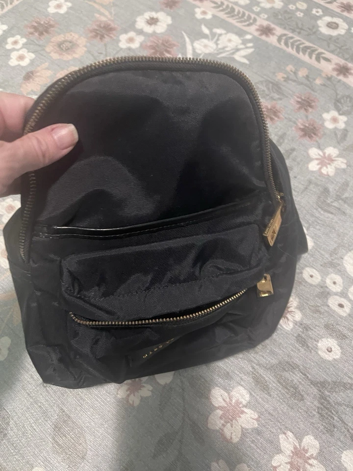 Mochila grande acolchada de nailon Marc Jacobs Foto 2 de 4