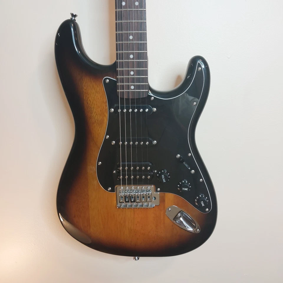Squier Affinity Series Stratocaster HSS - Rosewood Fretboard 2014 Brown Sunburst - Image 4 of 4
