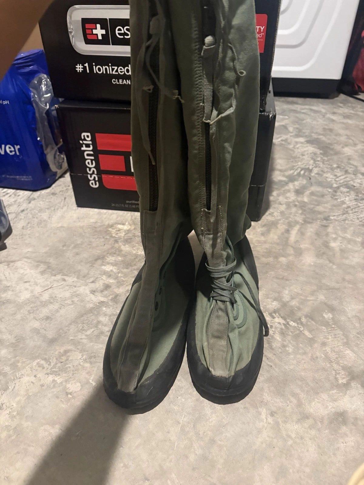 GI N-1B US Air Force Snow/Extreme Cold Weather Mukluks Boots, Made in USA, Used