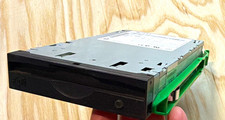 Iomega Zip 250 ATAPI 3.5in Internal Desktop Drive 250MB for PC Silver/Green-READ