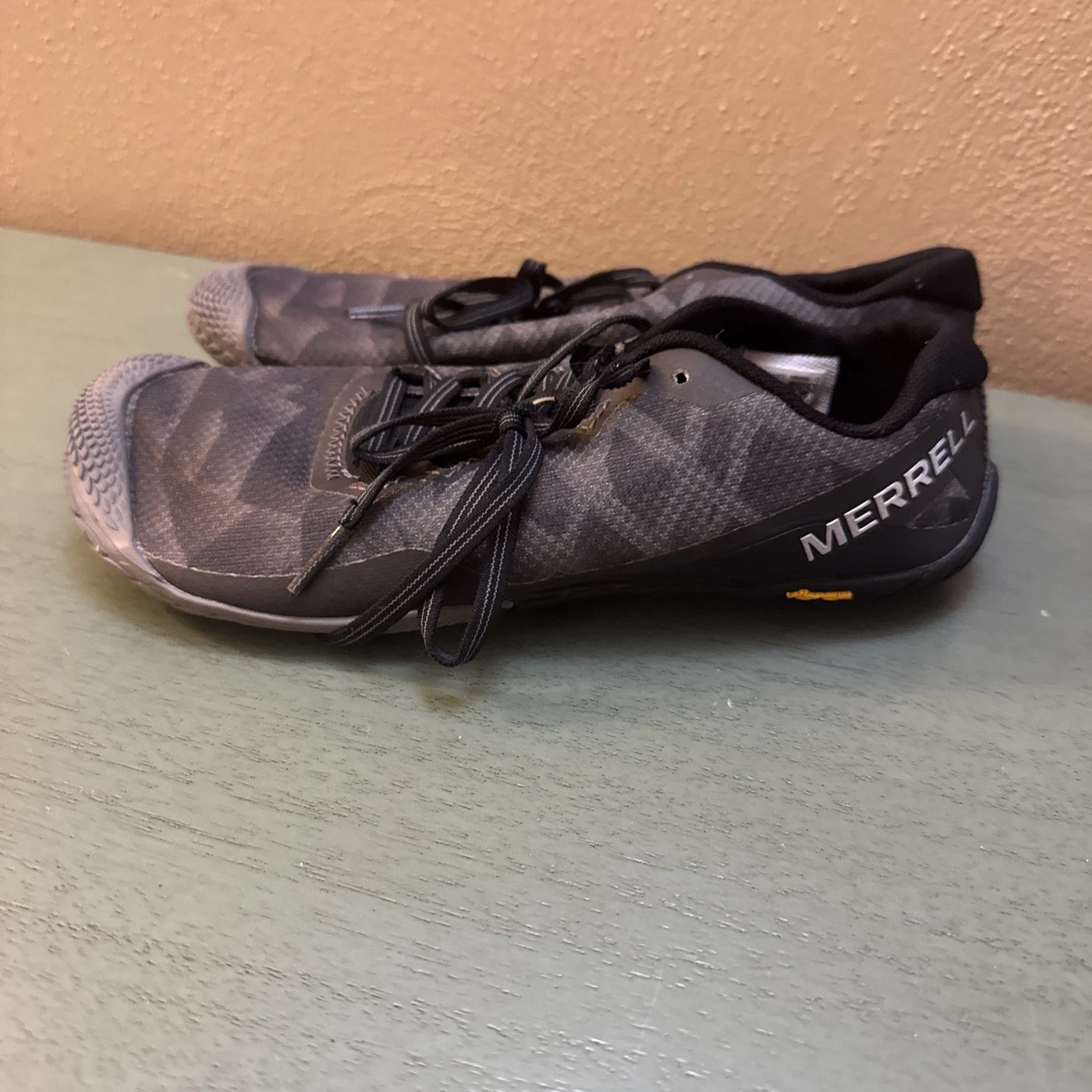 Merrell Vapor Glove 3 Shoes Womens Size 7 Barefoot 2 Outdoor Hiking Trail