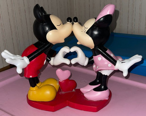 Figurine Disney - Couple Mickey et Minnie - Collection