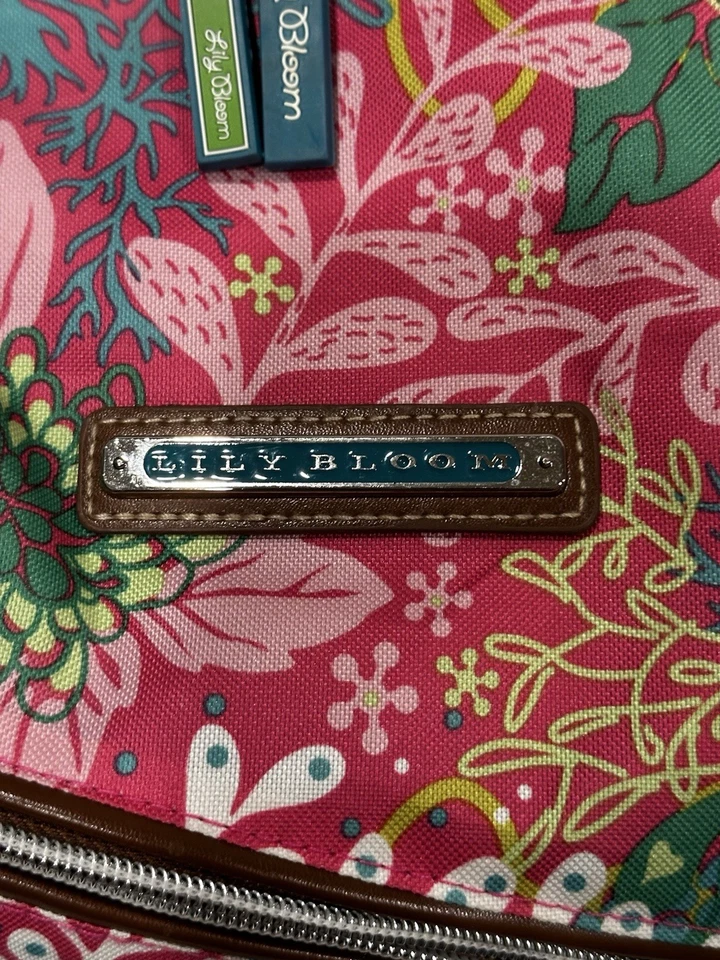 Lily Bloom Large Colorful Leaf Multicolor  Living Carry-On Luggage/Duffle Bag🔥 - Image 2 of 4