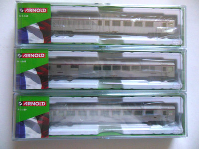 Arnold HN4444: 3-tlg. Set SNCF Bauart MIstral 69 als ''TEE Paris - Ruhr'', neu/OVP
