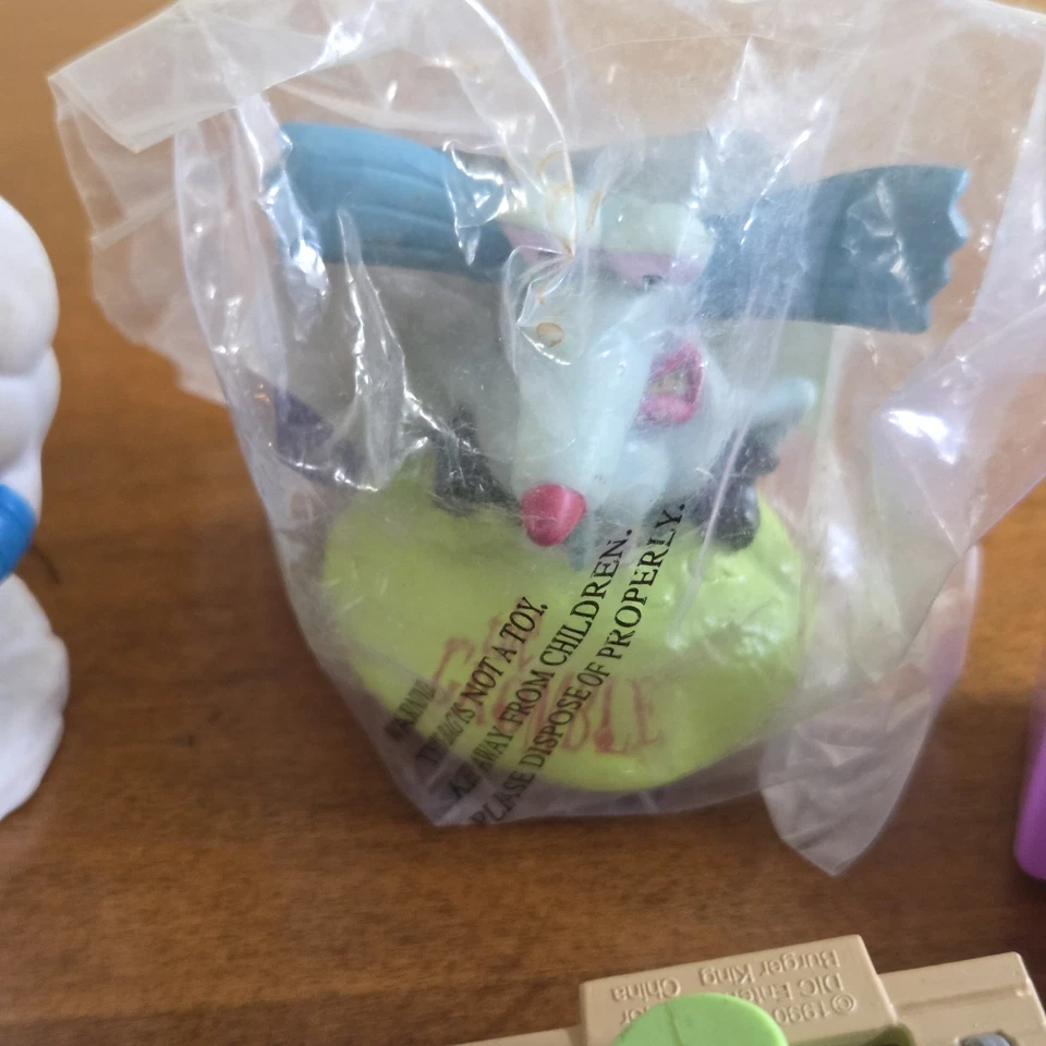 Винтажный лот из 23 игрушек быстрого питания 1990-х лот товаров Bruno, Animaniacs, Real Monsters и т. д. - Изображение 4 из 4