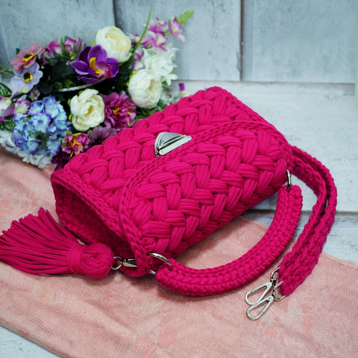 Women's 2021 Bag Cloth Crochet Woven Bag Hand Made Woven Chain Lock Women's  Crossbody Single Small Ladies' Shoulder Bag New - Shoulder Bags - AliExpress