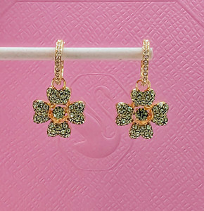 100 Authentic SWAROVSKI Green Clover Crystal Idyllia Hoops Earrings 5670664