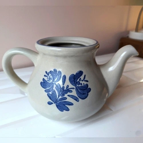 Pfaltzgraff Yorktowne Tea Coffee Pot Teapot Pitcher Stoneware Ceramic 550Y