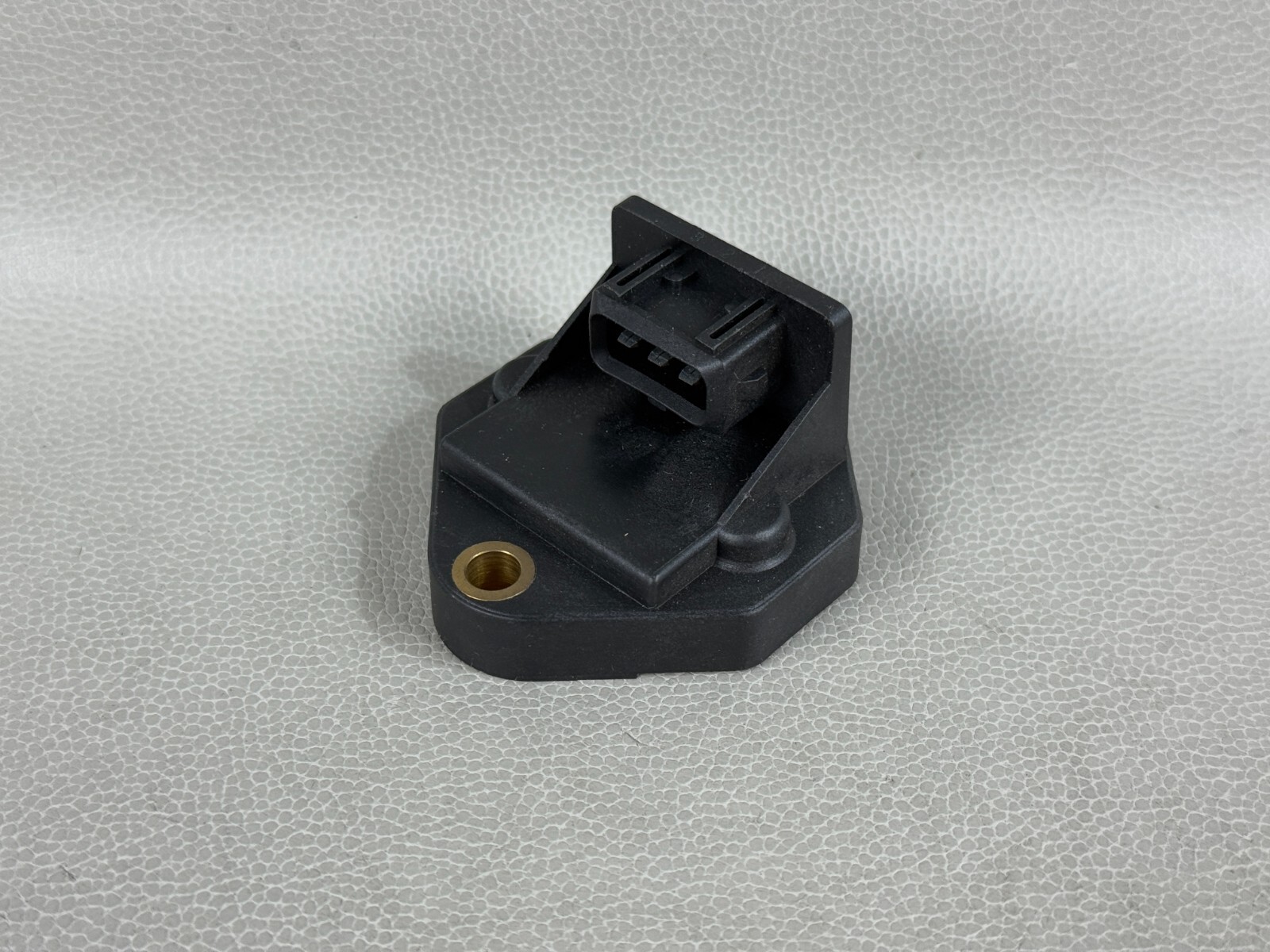 BRAND NEW! BENTLEY BOSCH GENUINE ACCELERATION SENSOR OEM # UT10096  0273101021
