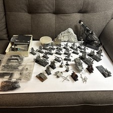 Nice Lot of Warhammer Horses & Warrior Figures With Accessories