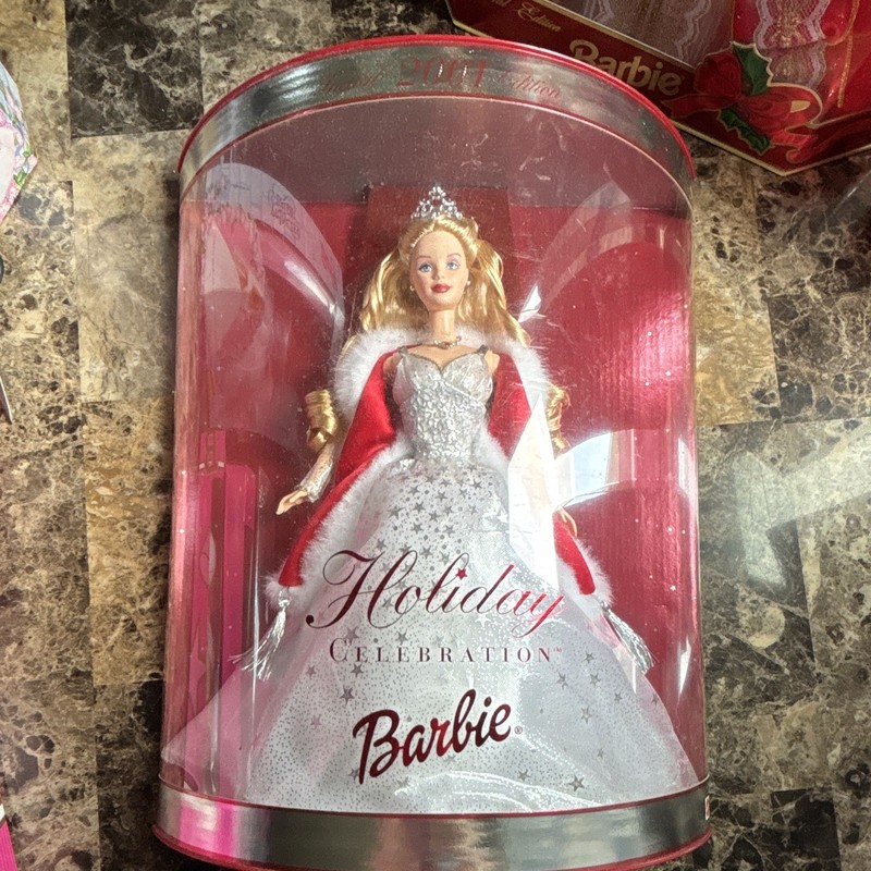 Mattel Holiday Celebration Barbie 2001 Special Edition Doll MPN 50304 Set 