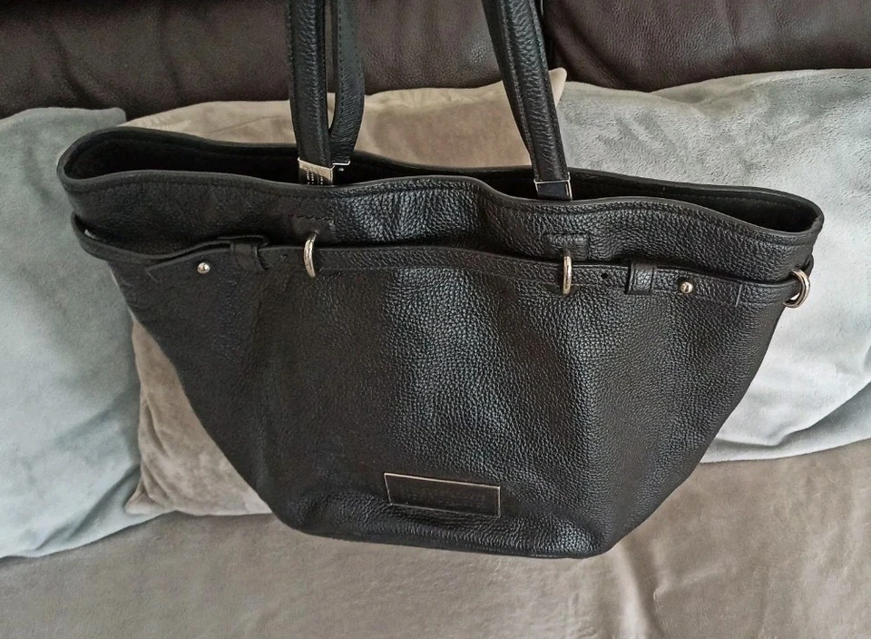 Sac à main Marc Jacobs cuir noir. Superbe - Photo 2/4