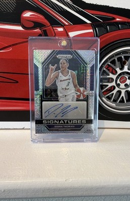 2023 Panini Prizm WNBA - Signatures Diana Taurasi #SG-DTR Mojo Prizm /25 (AU)