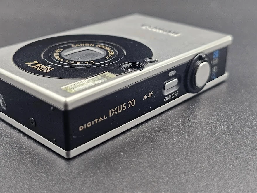 Canon IXUS 70 7.1 Mp Digital Camera Silber - - Bild 4 von 4