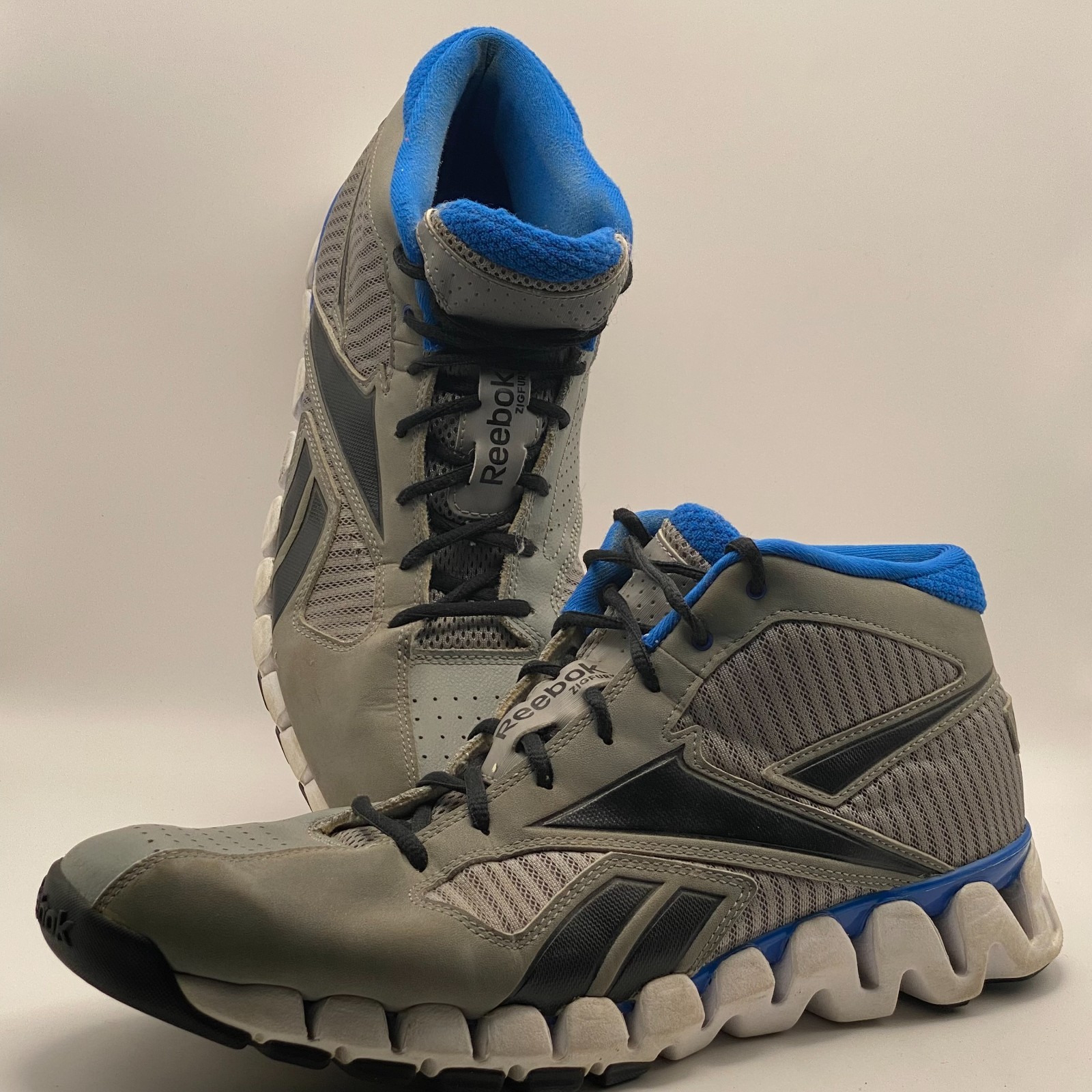 Light Gray Sz. 13 J88761