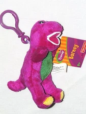 NEW~BARNEY THE PURPLE DINOSAUR 5.5" TALL CLIP  ON PLUSH DOLL, GREAT FOR BACKPACK