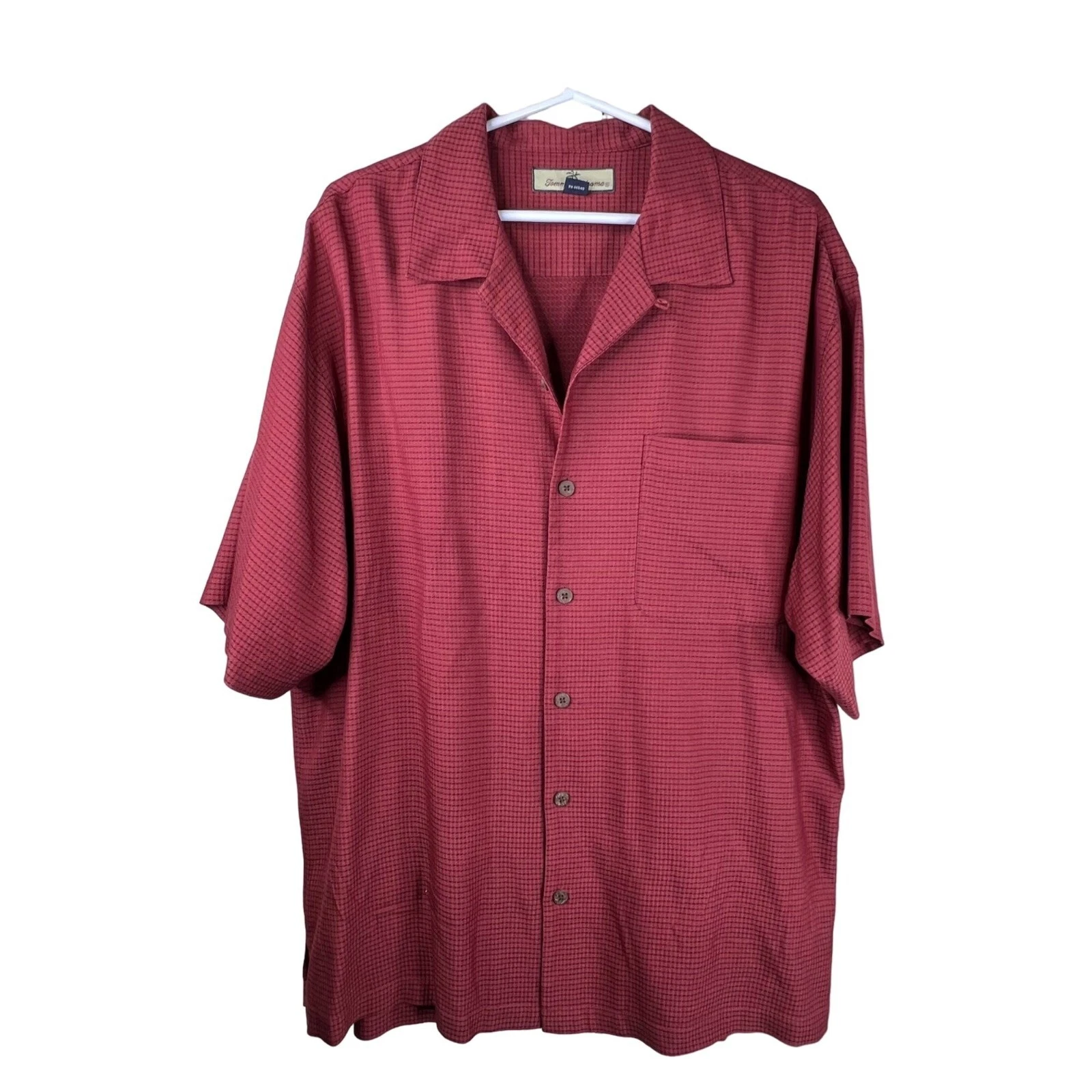 Tommy Bahama Collared Shirt Size Large Plaid Silk Button Down Burgundy Red Pocke