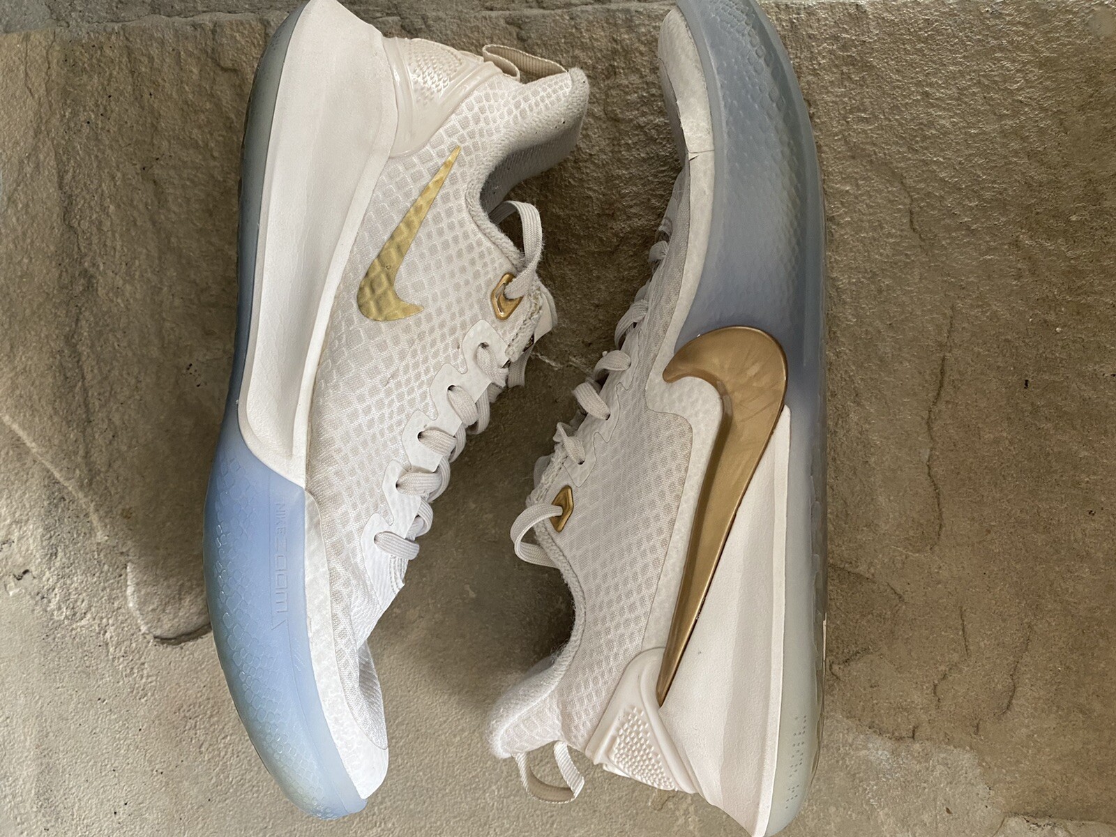 Nike Kobe Mens Mamba Focus white and gold Basketball shoes size 7  AJ5899-004 | eBay