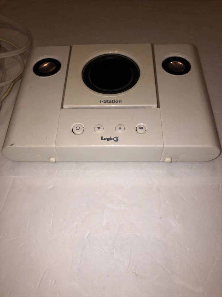 Logic 3 iStationz. Powers On - Image 2 of 4