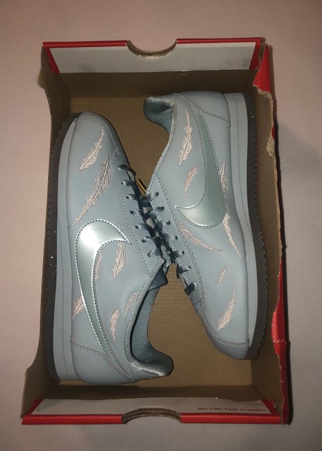 nike cortez goddess of victory