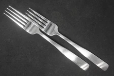 Cambridge Madison Stainless Dinner Fork set of 2. 7 3/4" Long