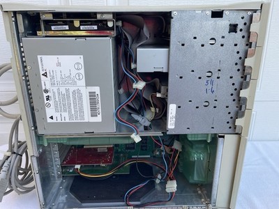 Vintage Apple Power Macintosh 9600/200 Workstation Computer M5433
