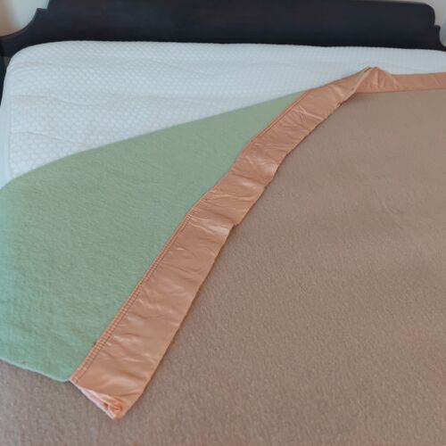 Kenwood 100% Wool Reversible Blanket Green Pink Full/Double 83x74 Canada VTG - Picture 6 of 14