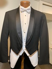 BLACK FORMAL TUXEDO TAILCOAT - Dimension Shawl Lapel by OSCAR de la RENTA